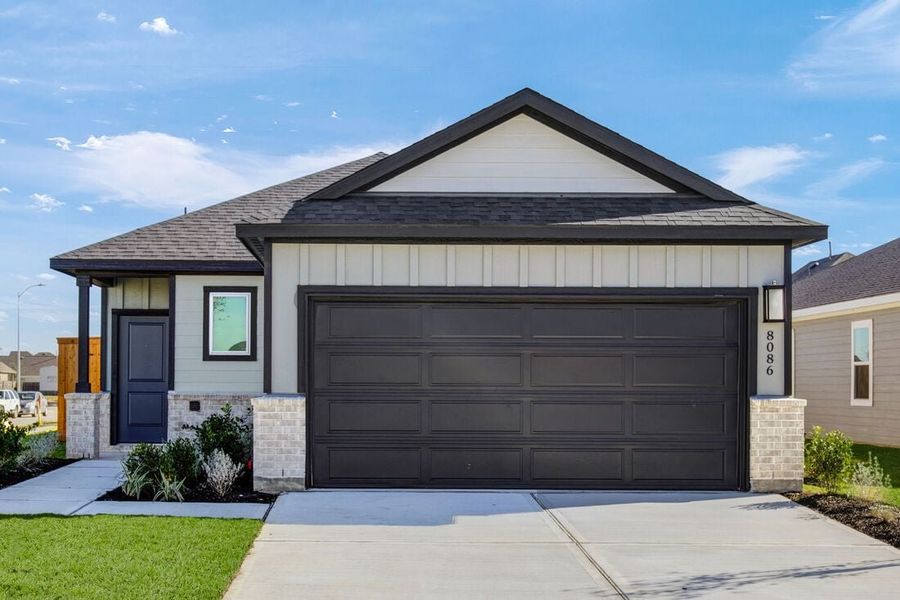 Representative exterior photo of a completed home built from the Burton by Taylor Morrison in Hockley Meadows, Hockley, TX (Image 18). Representative exterior photo of a completed home built from the Burton by Taylor Morrison in Hockley Meadows, Hockley, TX (Image 18).