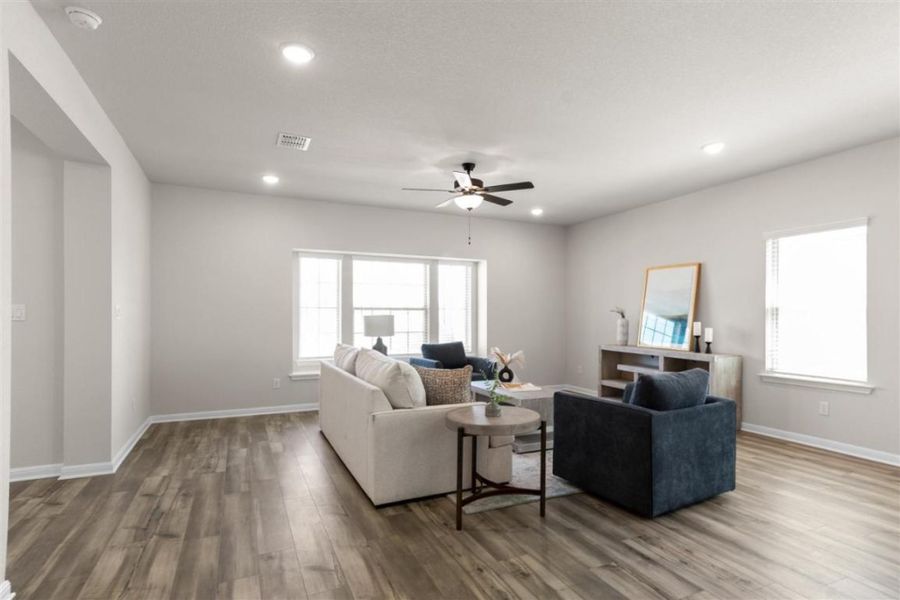 Furnished interior view inside a new home in Saddle Creek, Georgetown (Image 8).