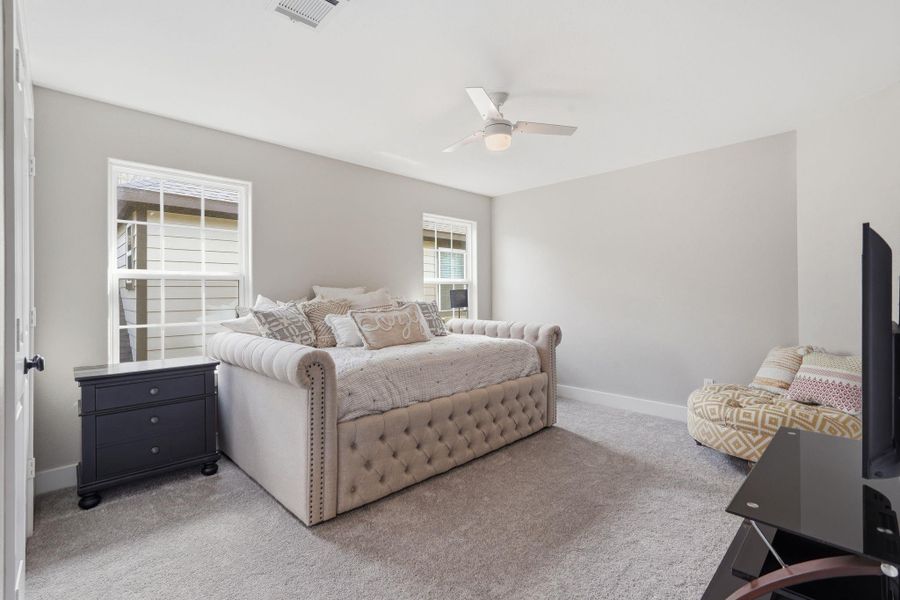 Furnished interior view inside a new home in , Conroe (Image 19).