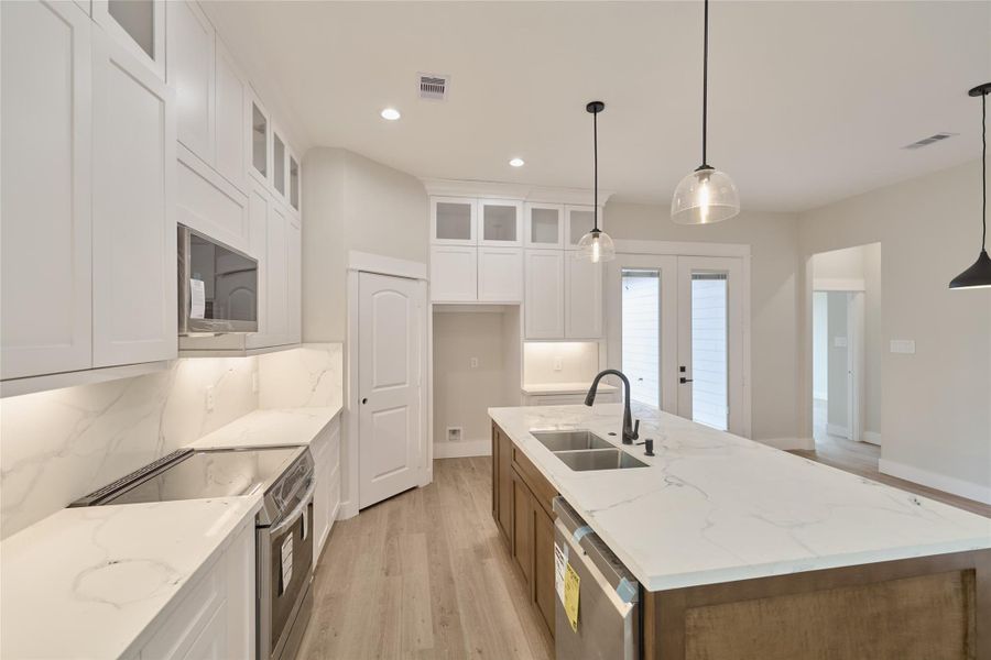 Furnished interior view inside a new home in , Huntsville (Image 10).