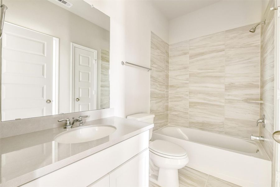 Furnished interior view inside a new home in Stone Creek Ranch, Hockley (Image 7).