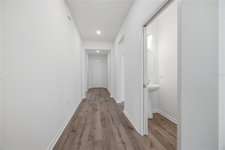 Spacious, unfurnished interior of a new home in , Okahumpka (Image 16).