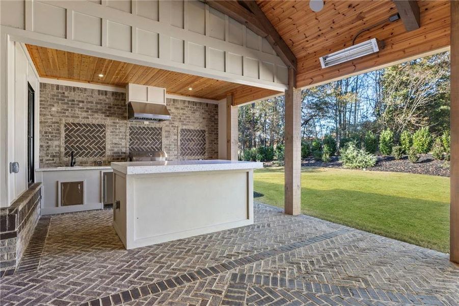 Exterior details and patio area of a home in , Alpharetta (Image 41).