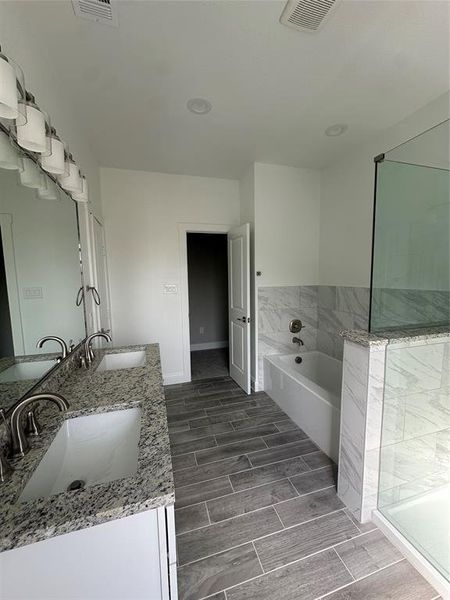 Image 34 of a home in .