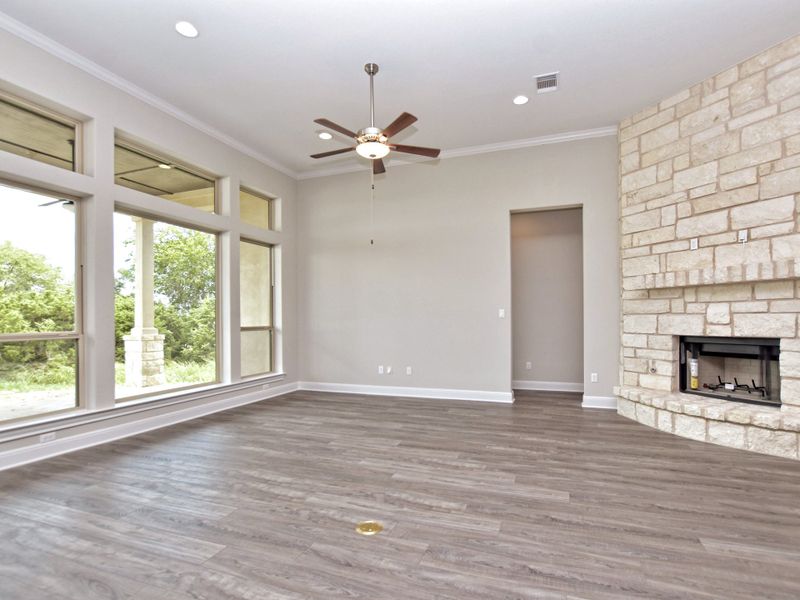 Representative unfurnished interior of a home built from the Siena III by Giddens Homes in Clearwater Ranch, Liberty Hill (Image 209).