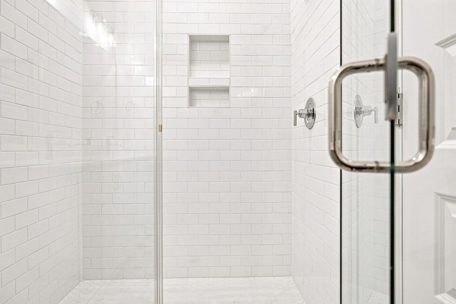 Close-up of interior finishes inside a home in Allen Park, Raleigh (Image 25).