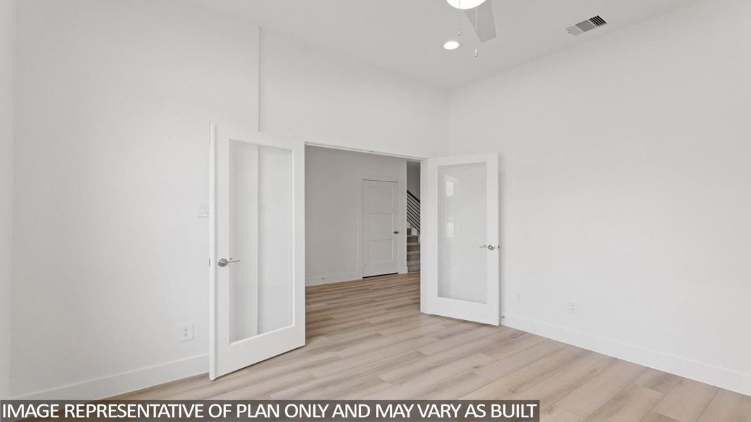 Spacious, unfurnished interior of a new home in Hills of Westlake, Conroe (Image 26).