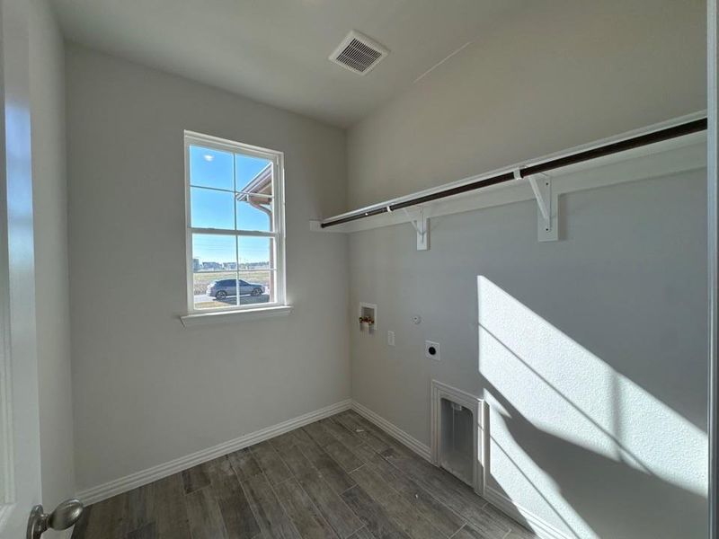 Spacious, unfurnished interior of a new home in Fairview Meadows, New Fairview (Image 9). Spacious, unfurnished interior of a new home in Fairview Meadows, New Fairview (Image 9).