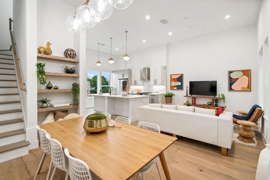 Furnished interior view inside a new home in , Dallas (Image 34).