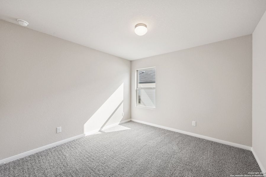 Spacious, unfurnished interior of a new home in Greenspoint Heights, Seguin (Image 32).
