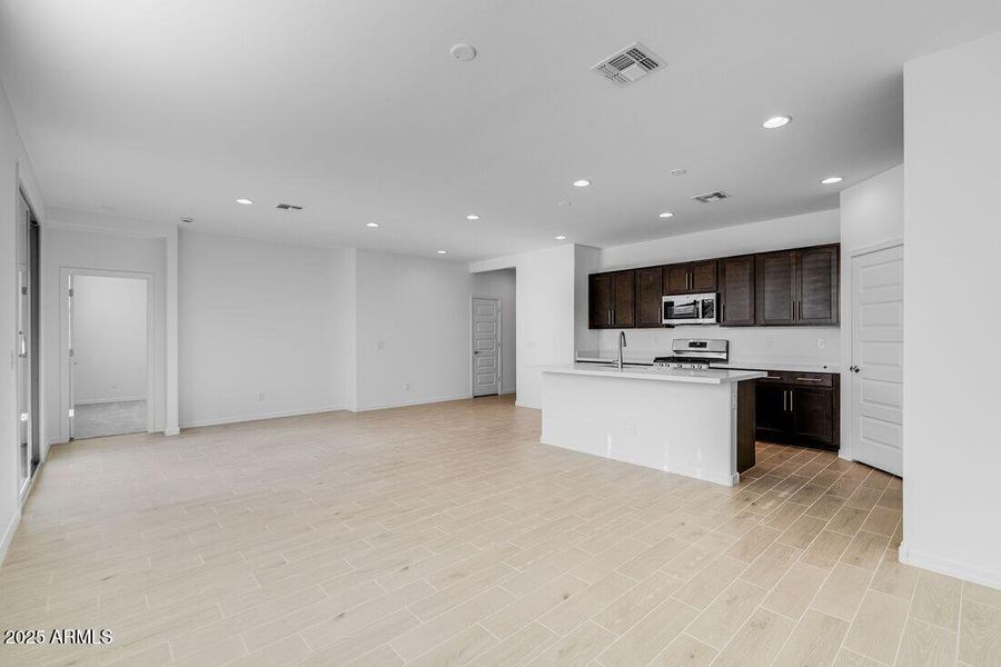 25212 N 165TH Lane - Ready Now!