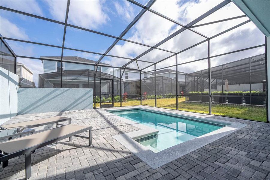 Exterior details and patio area of a home in Windsor Cay Resort, Clermont (Image 22).