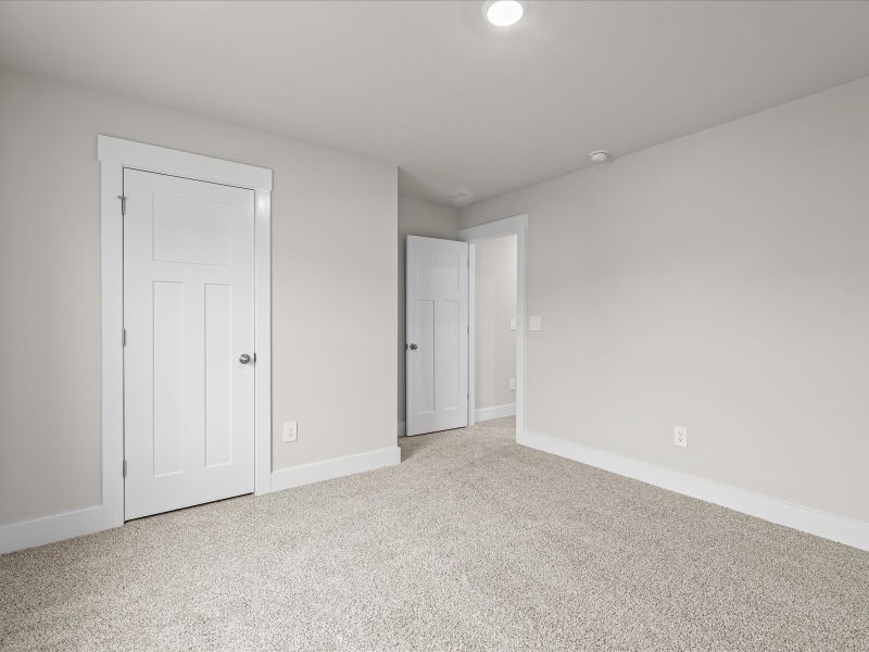 GRN_ChestnutGrove_Brentwood_Bedroom_1045HillcraftDr