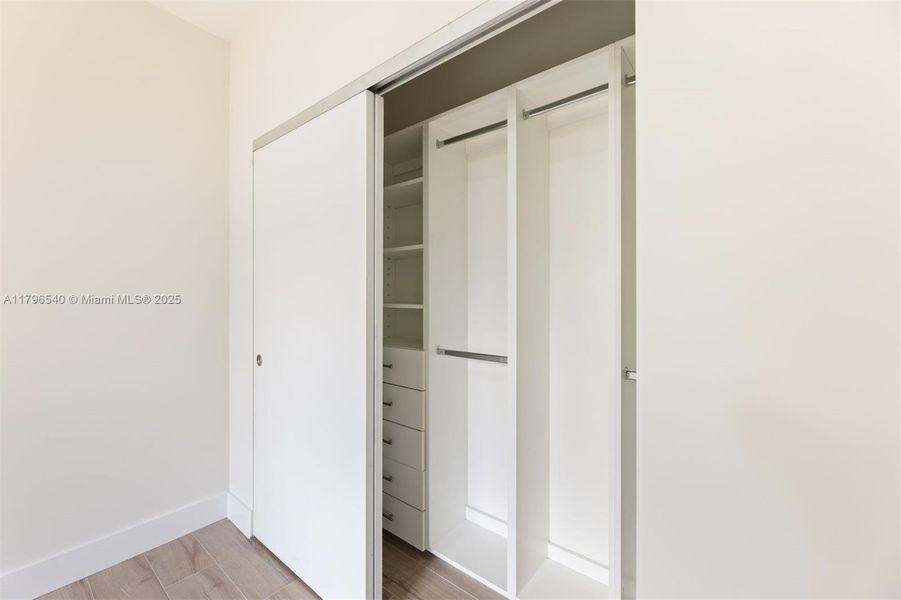 Spacious, unfurnished interior of a new home in , Miami (Image 45).