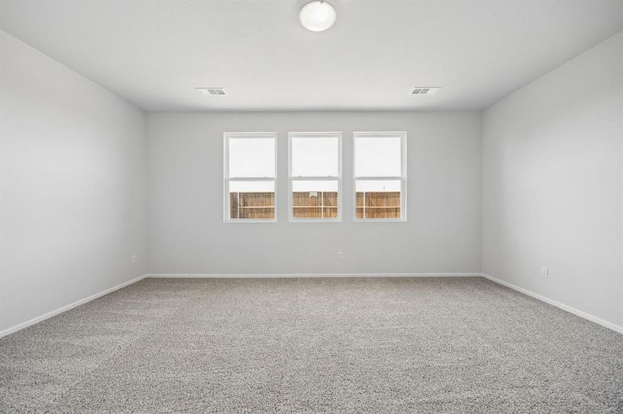 Spacious, unfurnished interior of a new home in Santorini, Seagoville (Image 15). Spacious, unfurnished interior of a new home in Santorini, Seagoville (Image 15).