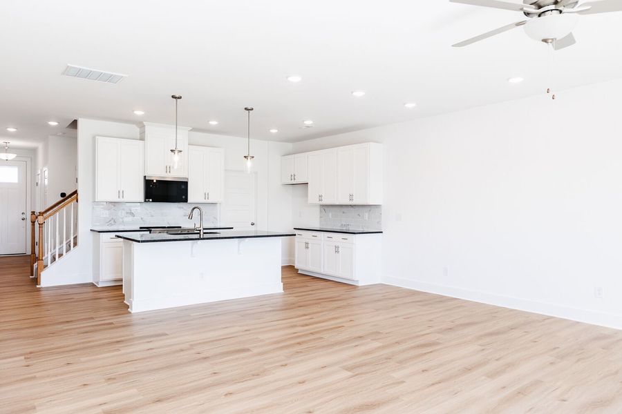 Image 32 of a home in Vaughan Farms.