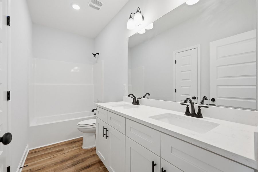 Furnished interior view inside a new home in Barton's Bend, Crestview (Image 12).