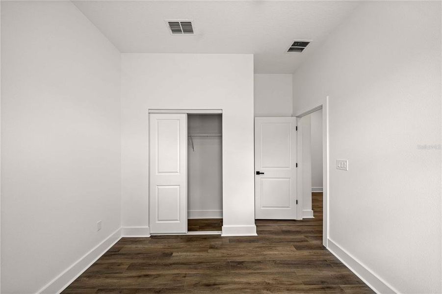 Spacious, unfurnished interior of a new home in , Beverly Hills (Image 19).