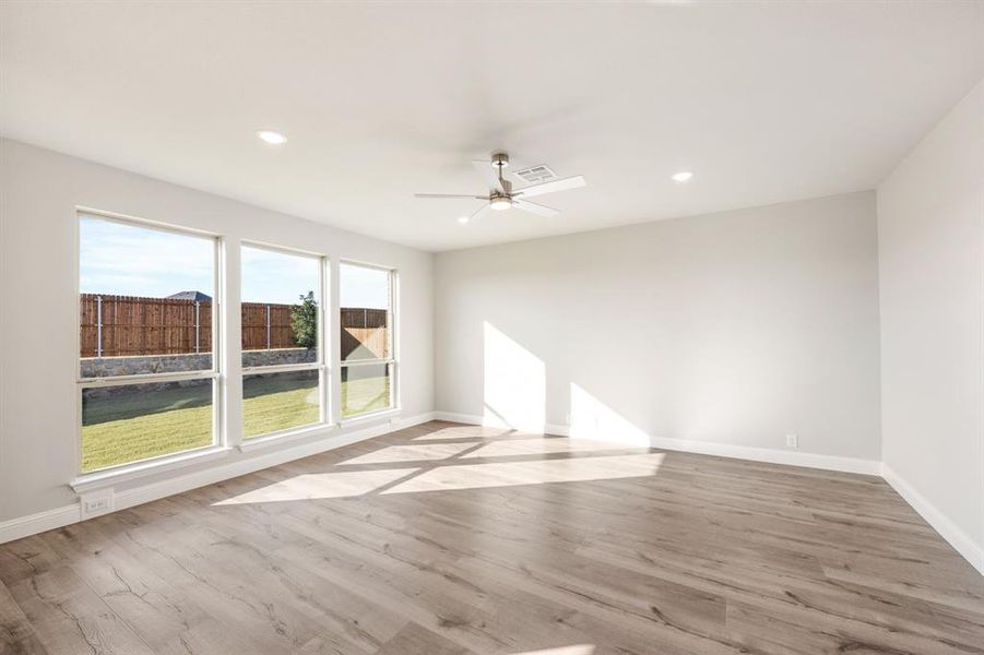 Spacious, unfurnished interior of a new home in Arcadia Trails Classic 60, Balch Springs (Image 25). Spacious, unfurnished interior of a new home in Arcadia Trails Classic 60, Balch Springs (Image 25).
