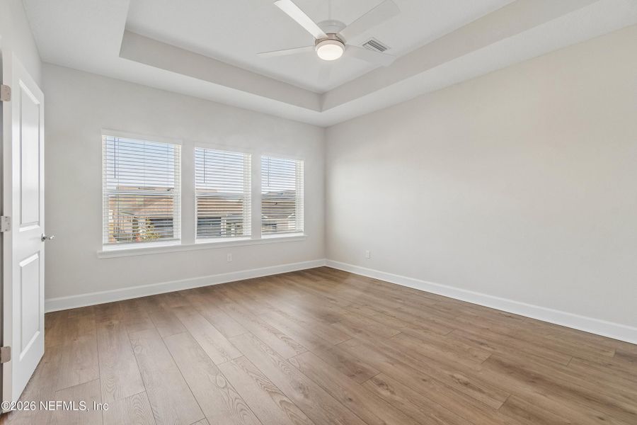 Spacious, unfurnished interior of a new home in Granville at eTown 38', Jacksonville (Image 19).