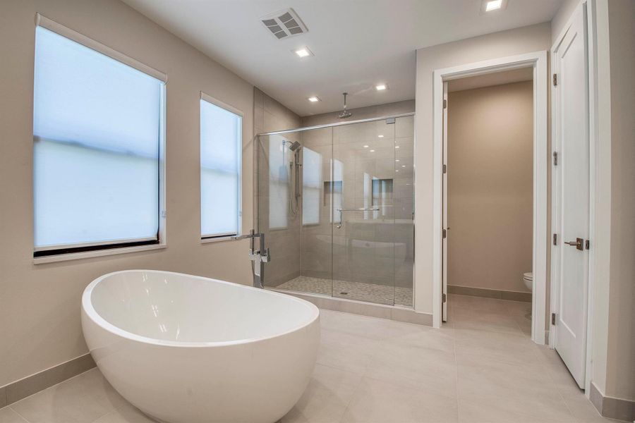 Furnished interior view inside a new home in Apex at Avenir, Palm Beach Gardens (Image 34). Furnished interior view inside a new home in Apex at Avenir, Palm Beach Gardens (Image 34).