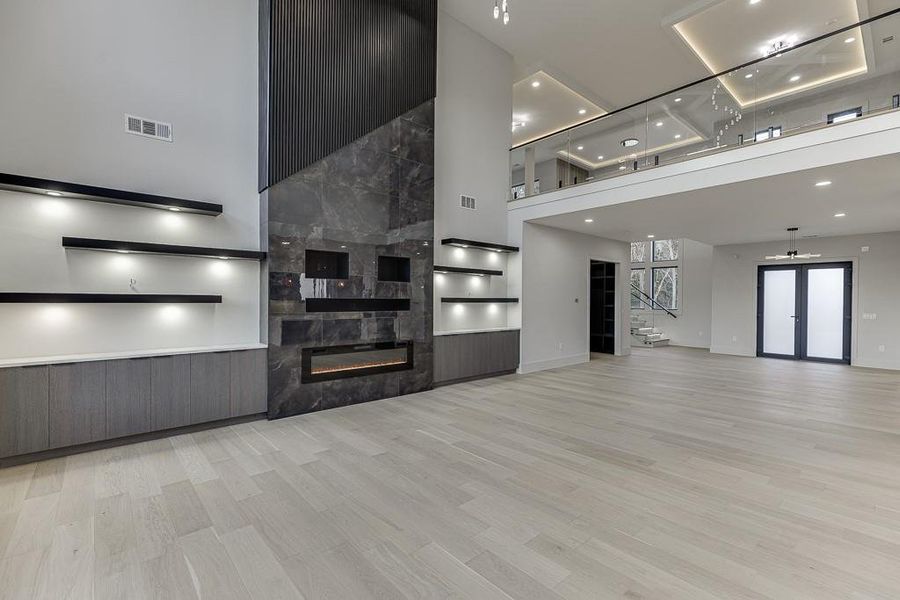 Spacious, unfurnished interior of a new home in , Buford (Image 42).