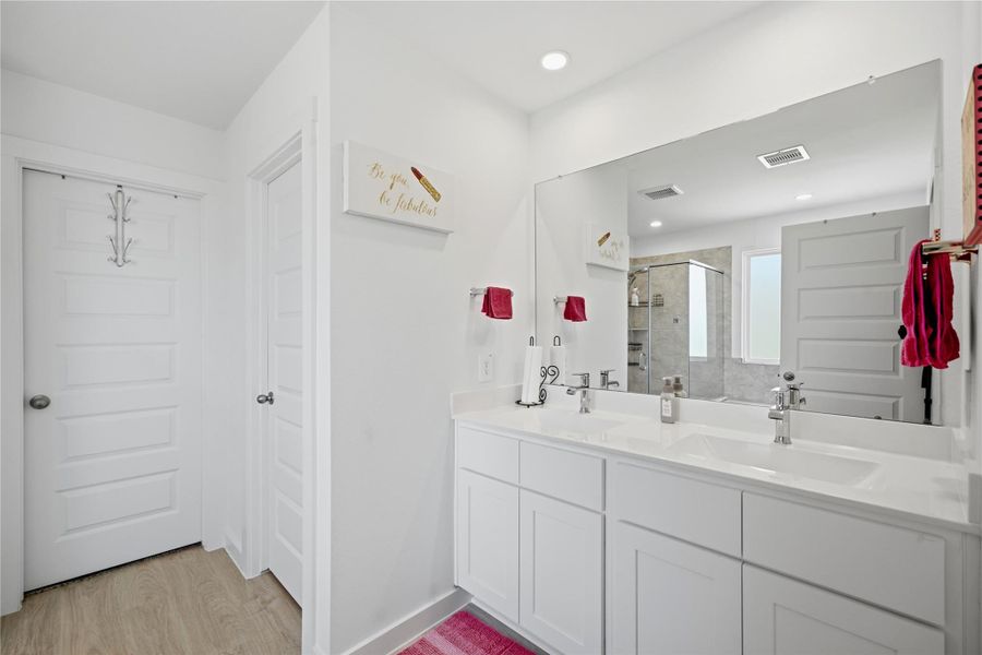 Two sinks in the primary bath...