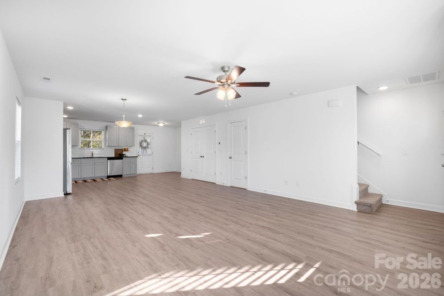 Spacious, unfurnished interior of a new home in , Concord (Image 15).