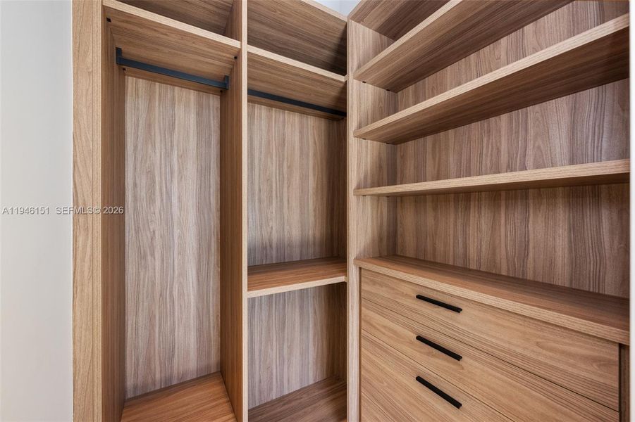 Close-up of interior finishes inside a home in , Pinecrest (Image 23).