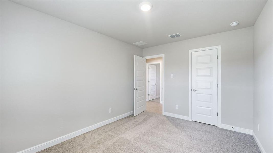 Spacious, unfurnished interior of a new home in Parkerville Meadows, DeSoto (Image 13).