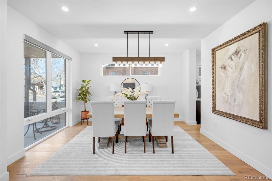 lovely, sunny dining room