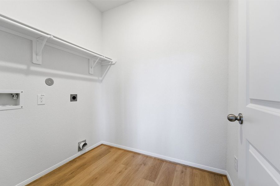 Spacious, unfurnished interior of a new home in Magnolia Springs, Montgomery (Image 40).