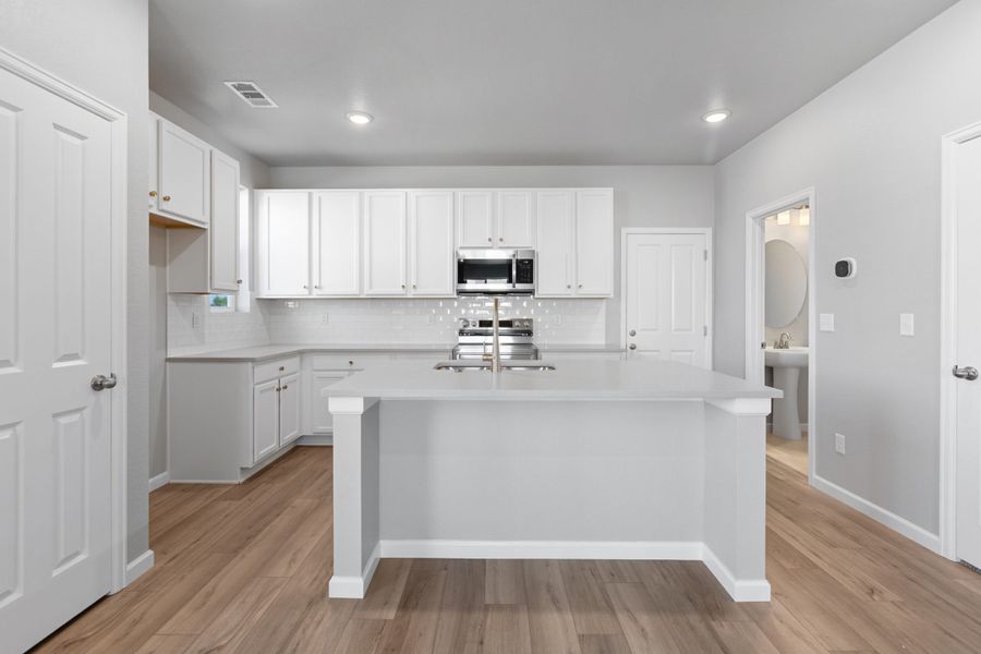 Furnished interior view inside a new home in Spring Valley, Longmont (Image 4).