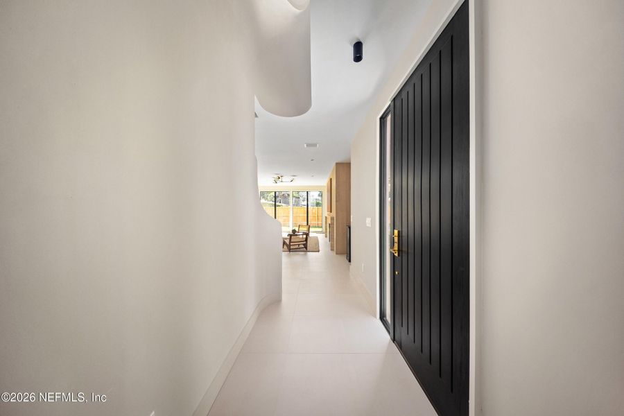 Spacious, unfurnished interior of a new home in , Atlantic Beach (Image 24).