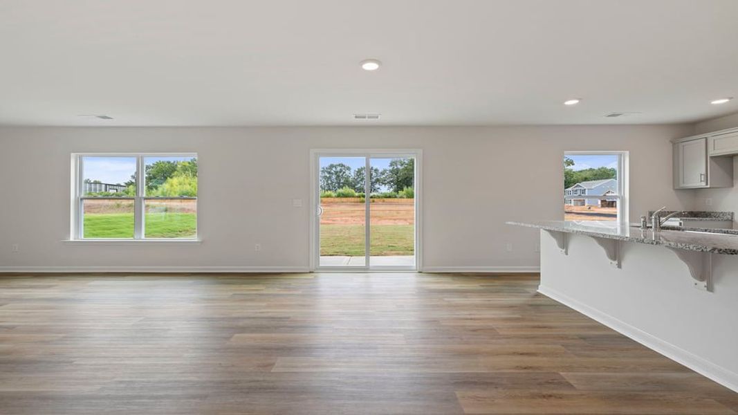 Spacious, unfurnished interior of a new home in Treemont Commons, Wellford (Image 16).