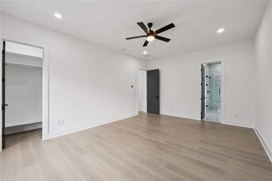 Spacious, unfurnished interior of a new home in , Auburn (Image 51).