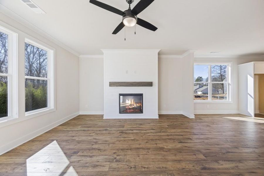 Spacious, unfurnished interior of a new home in , Hartwell (Image 46).