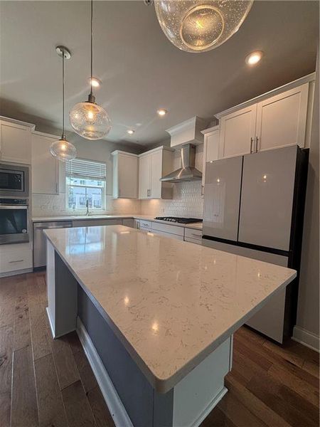 Furnished interior view inside a new home in , Atlanta (Image 4).