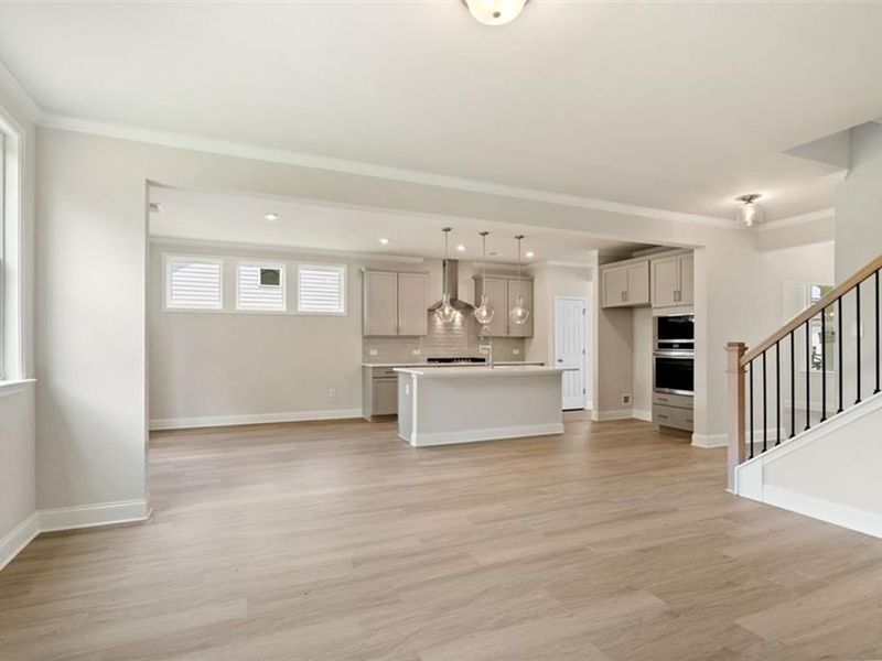 Spacious, unfurnished interior of a new home in Wehunt Meadows, Hoschton (Image 24).