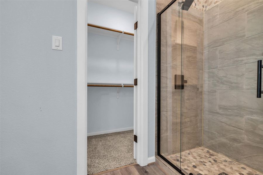 Image 28 of a home in .