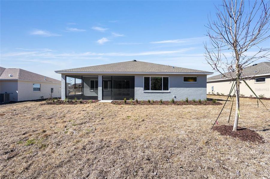Exterior details and patio area of a home in , Ocala (Image 25).