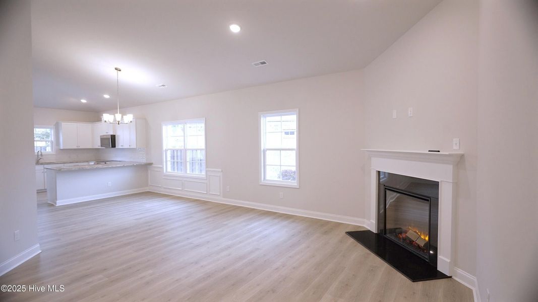 Spacious, unfurnished interior of a new home in Palmetto Creek, Bolivia (Image 12). Spacious, unfurnished interior of a new home in Palmetto Creek, Bolivia (Image 12).