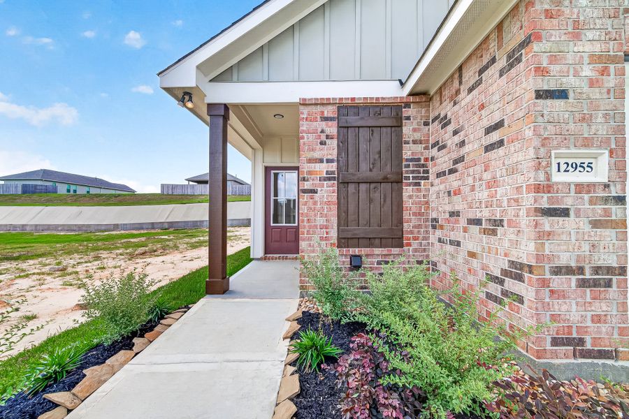 Exterior details and patio area of a home in Mostyn Springs, Magnolia (Image 3). Exterior details and patio area of a home in Mostyn Springs, Magnolia (Image 3).
