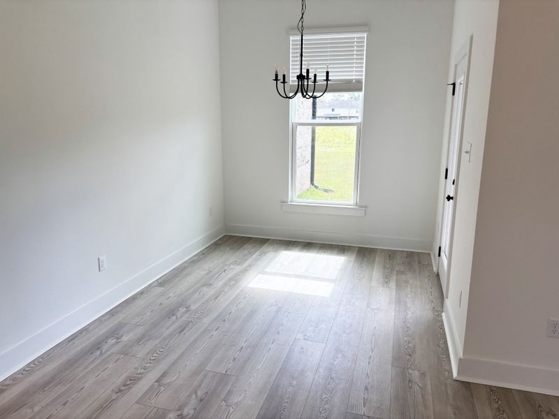 Spacious, unfurnished interior of a new home in Houston Place, Crestview (Image 13).