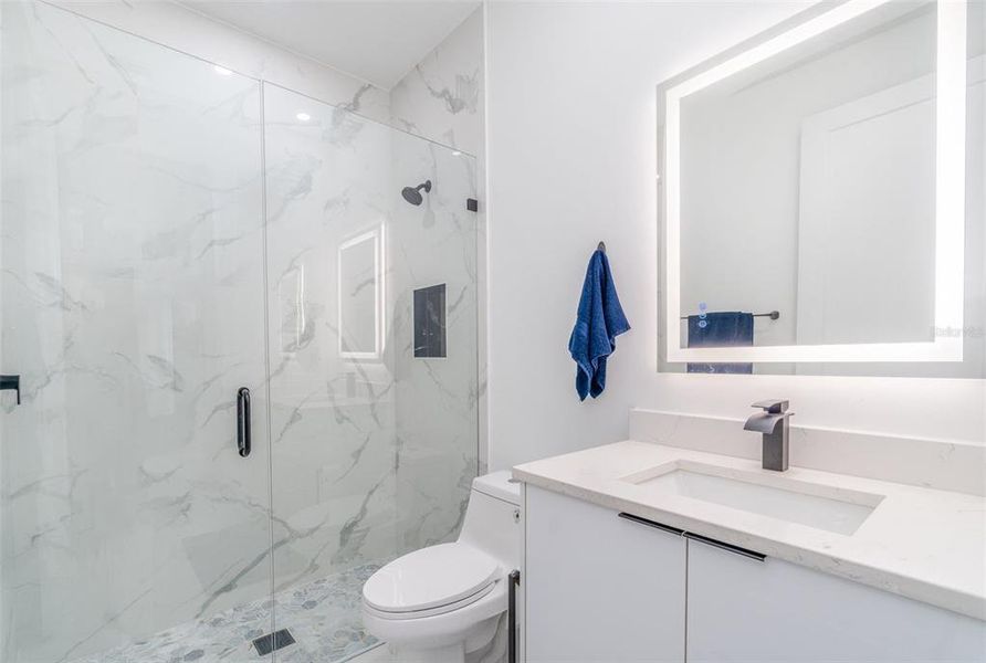 Furnished interior view inside a new home in , Cape Coral (Image 7).