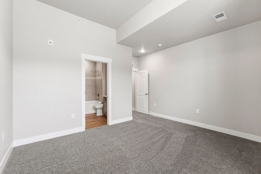 Spacious, unfurnished interior of a new home in Northfield at Old Town, Fort Collins (Image 16). Spacious, unfurnished interior of a new home in Northfield at Old Town, Fort Collins (Image 16).