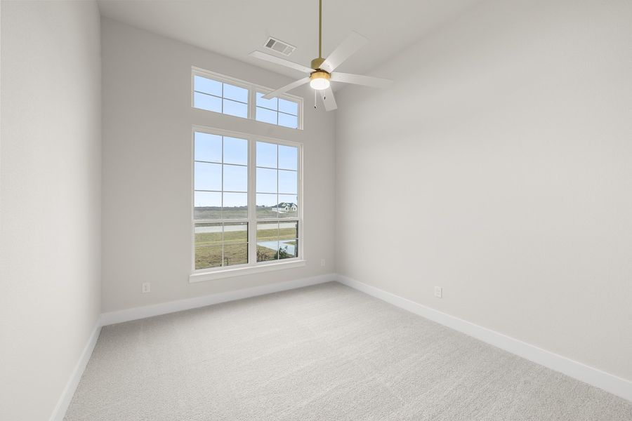 Spacious, unfurnished interior of a new home in Byrum Ranch, Venus (Image 32).