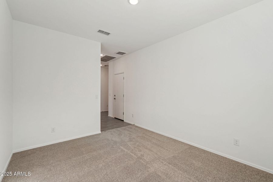 28-web-or-mls-W Bowker St-S1111-028