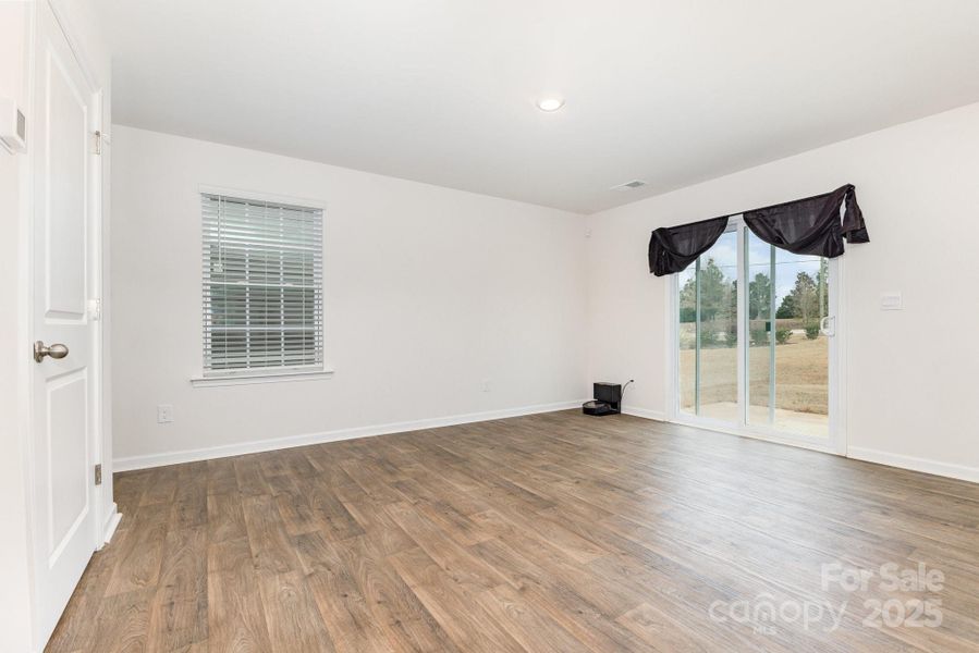 Spacious, unfurnished interior of a new home in Abrial Ridge, York (Image 22). Spacious, unfurnished interior of a new home in Abrial Ridge, York (Image 22).
