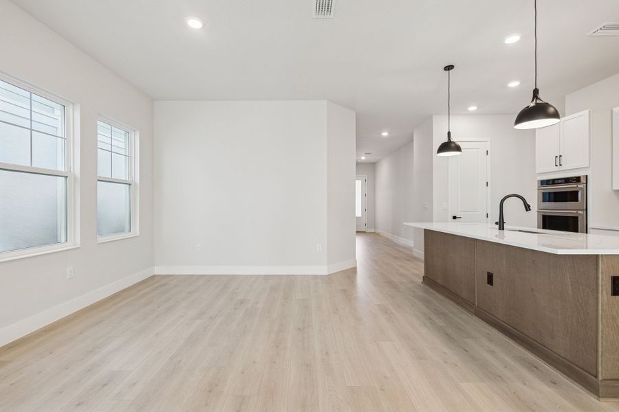 The Sandbank - Family Room